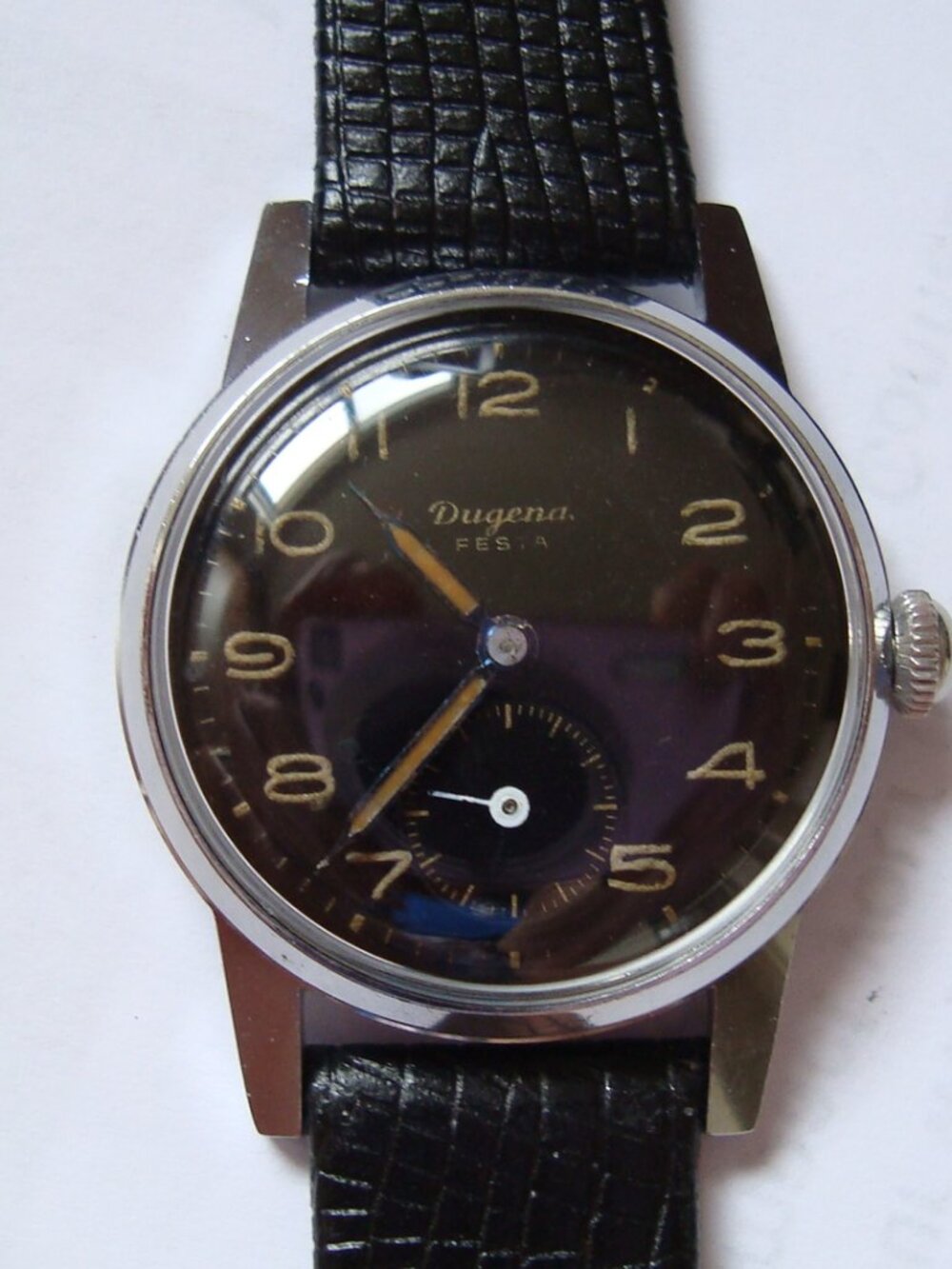 VINTAGE WIND UP DUGENA ,RUN GREAT